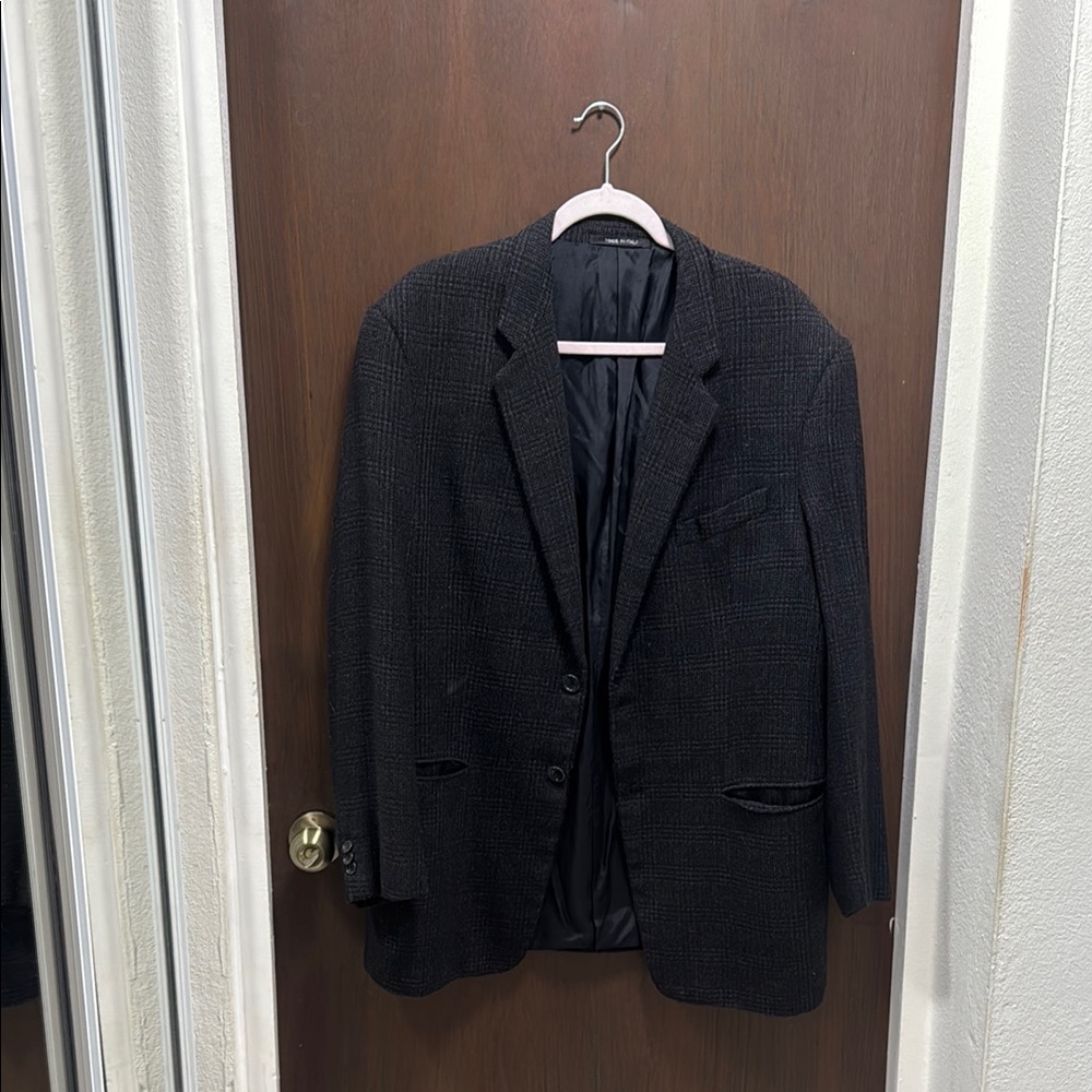 Armani Collezioni Black Sport Coat Timeless Design